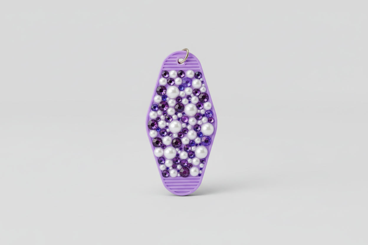 "Sparkling Bling Keychain- Handcrafted Glam Accessory"